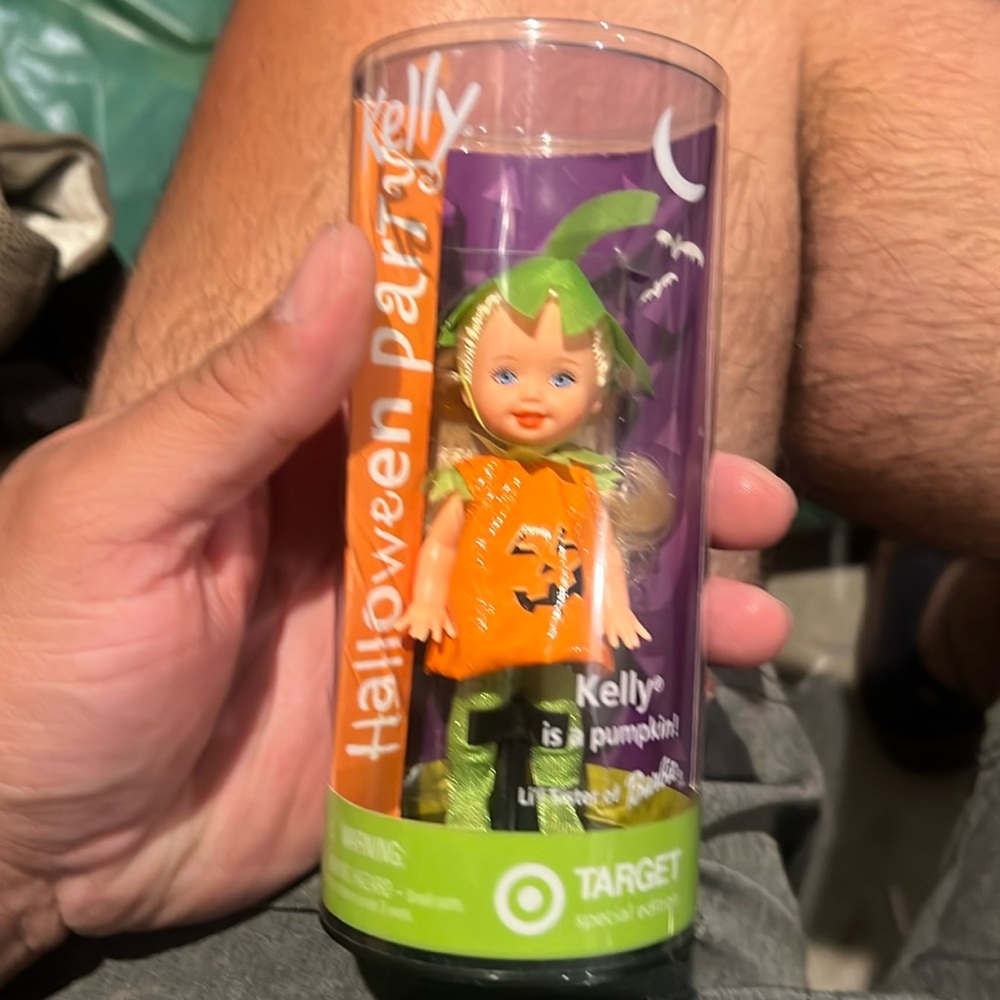 Barbie Halloween Party NWT Kelly Is A Pumpkin Doll 2002 Mattel Target